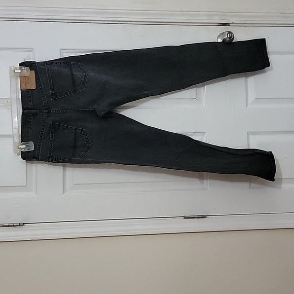 Jeans - Picture 3 of 5